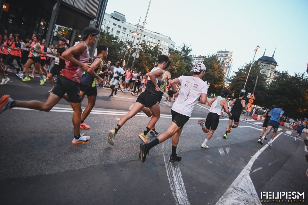Bilbao Night Marathon 2025